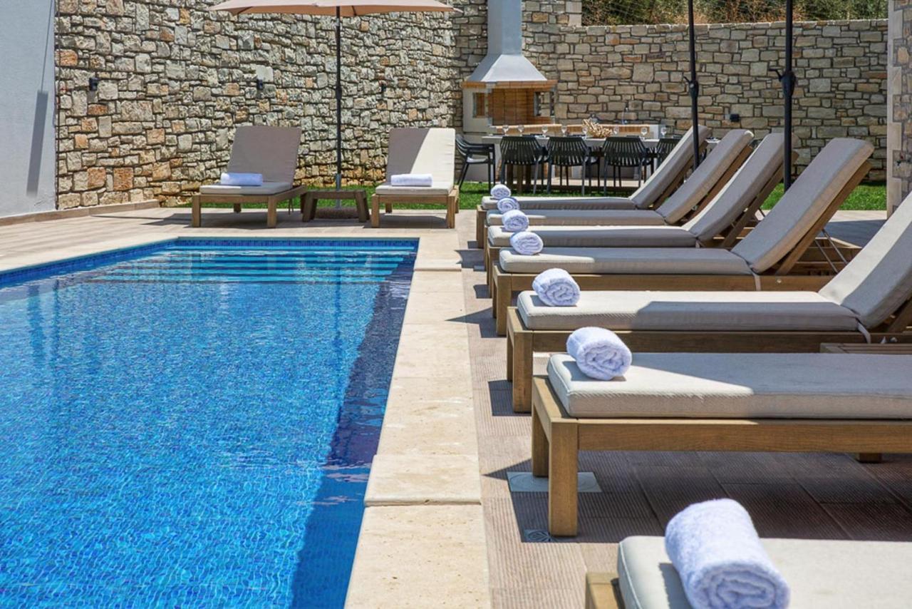 Grand Resort Villa Elefterna Luaran gambar
