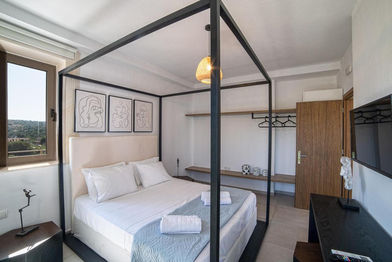 Grand Resort Villa Elefterna Luaran gambar